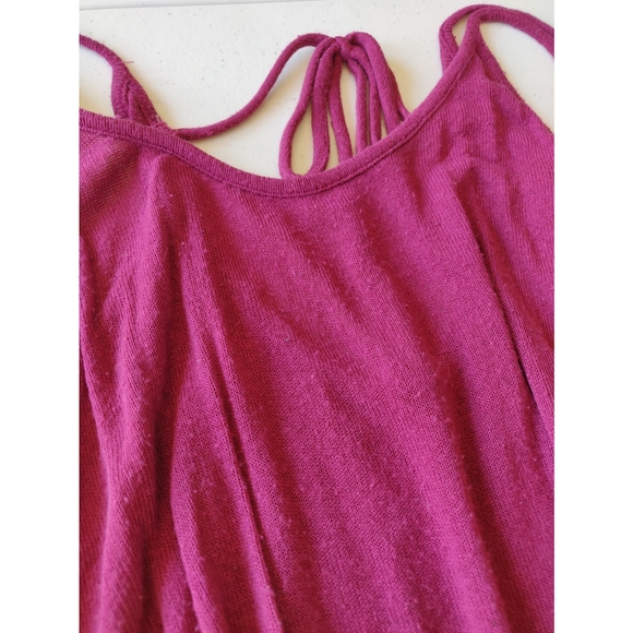 Small Tank Tops - Picture 9 of 10